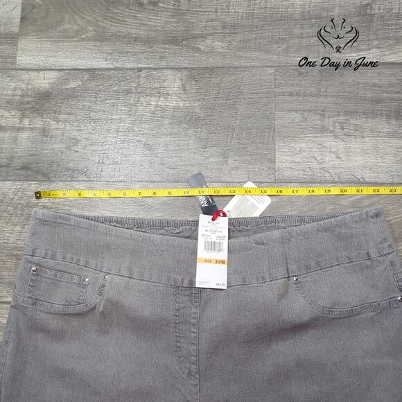 Ruby Rd. Plus Size Pull On Ankle Jeans Size 24W - Picture 3 of 6